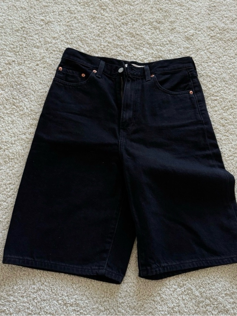 Levi's Black High Loose Long Shorts Sz 28